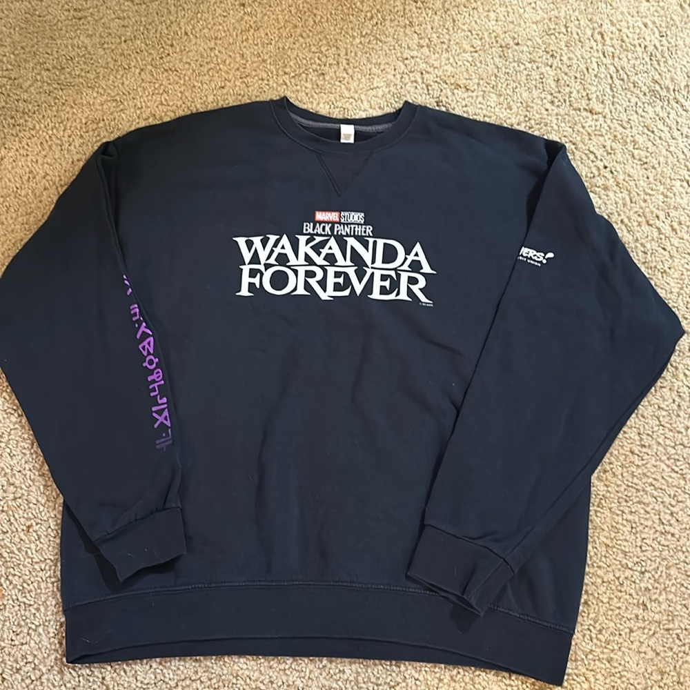 Wakanda, Black Panther crewneck